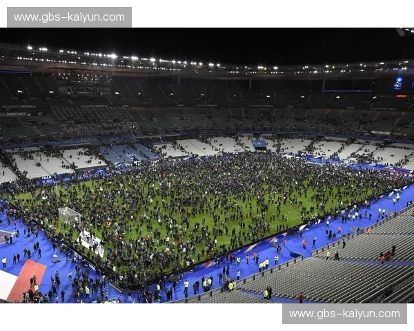 巴黎vs图卢：不止一场球赛，更是两座城市的浪漫对决